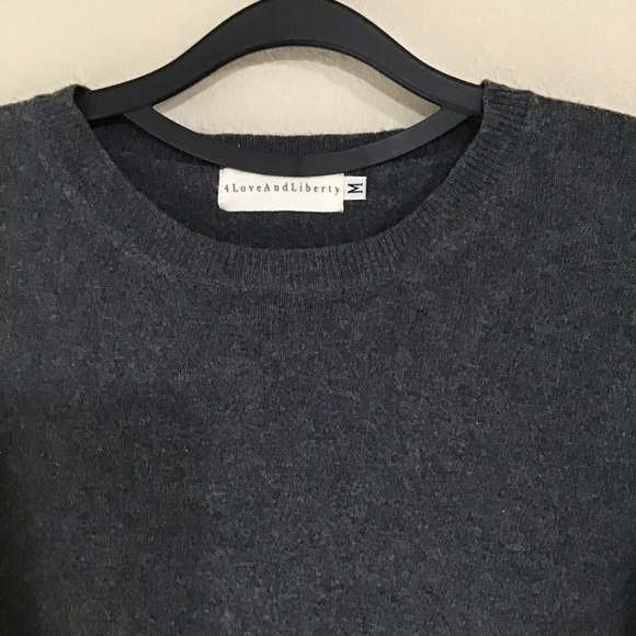 Johnny Was 4 love and liberty size M minimalist knit top sweater crewneck Gary - Picture 2 of 4